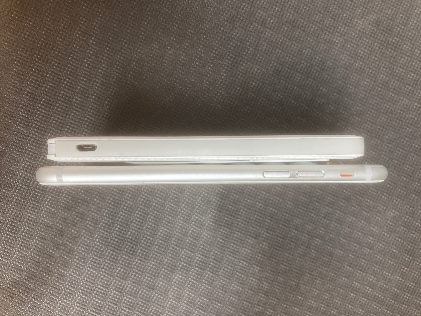 TRO Power Bank - UK Only, £14.99. FREE POSTAGE, Limited Edition, Lightweight UNIQUE DESIGN Integral Charging leads.